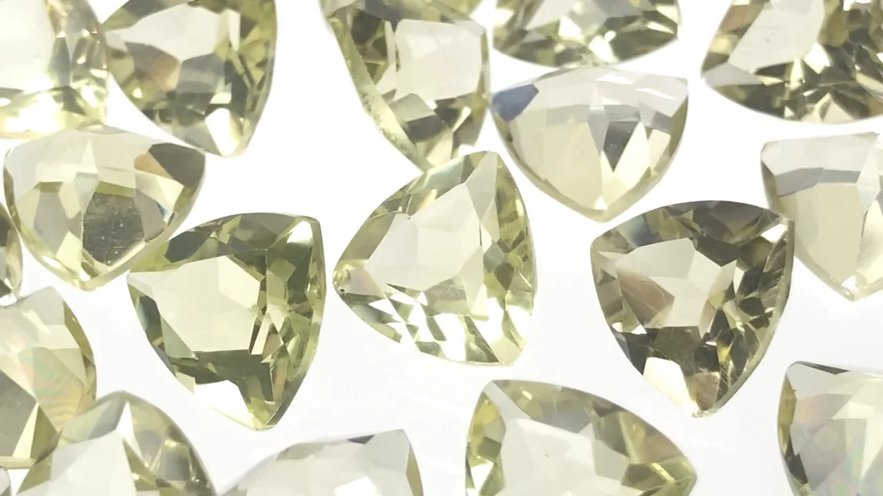 動画】宝石質レモンクォーツAAA ルース トライアングル
