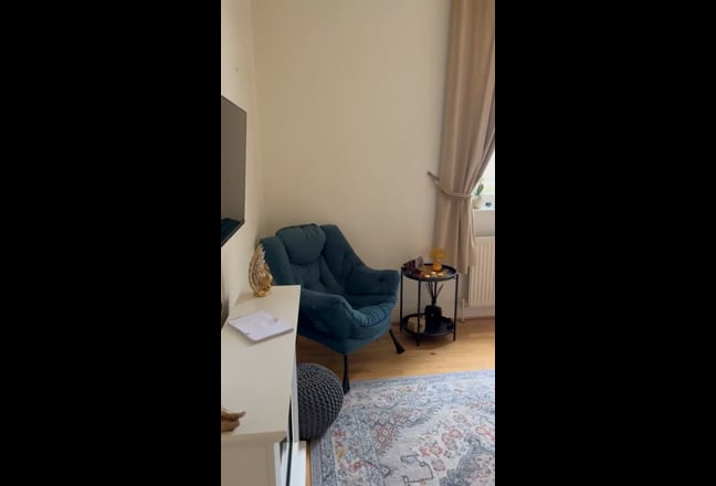 2 bedroom flat W14 8AH Main Photo