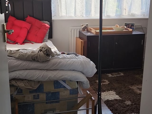Large Double room for rent to single lodger Main Photo