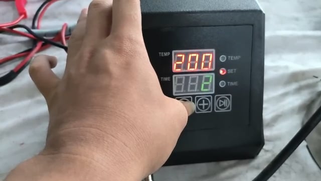 Default Value for Heatware Multifunction Heat Press Controller, AL1=752,AL2=752,SC=0,r=5,Lok=0”