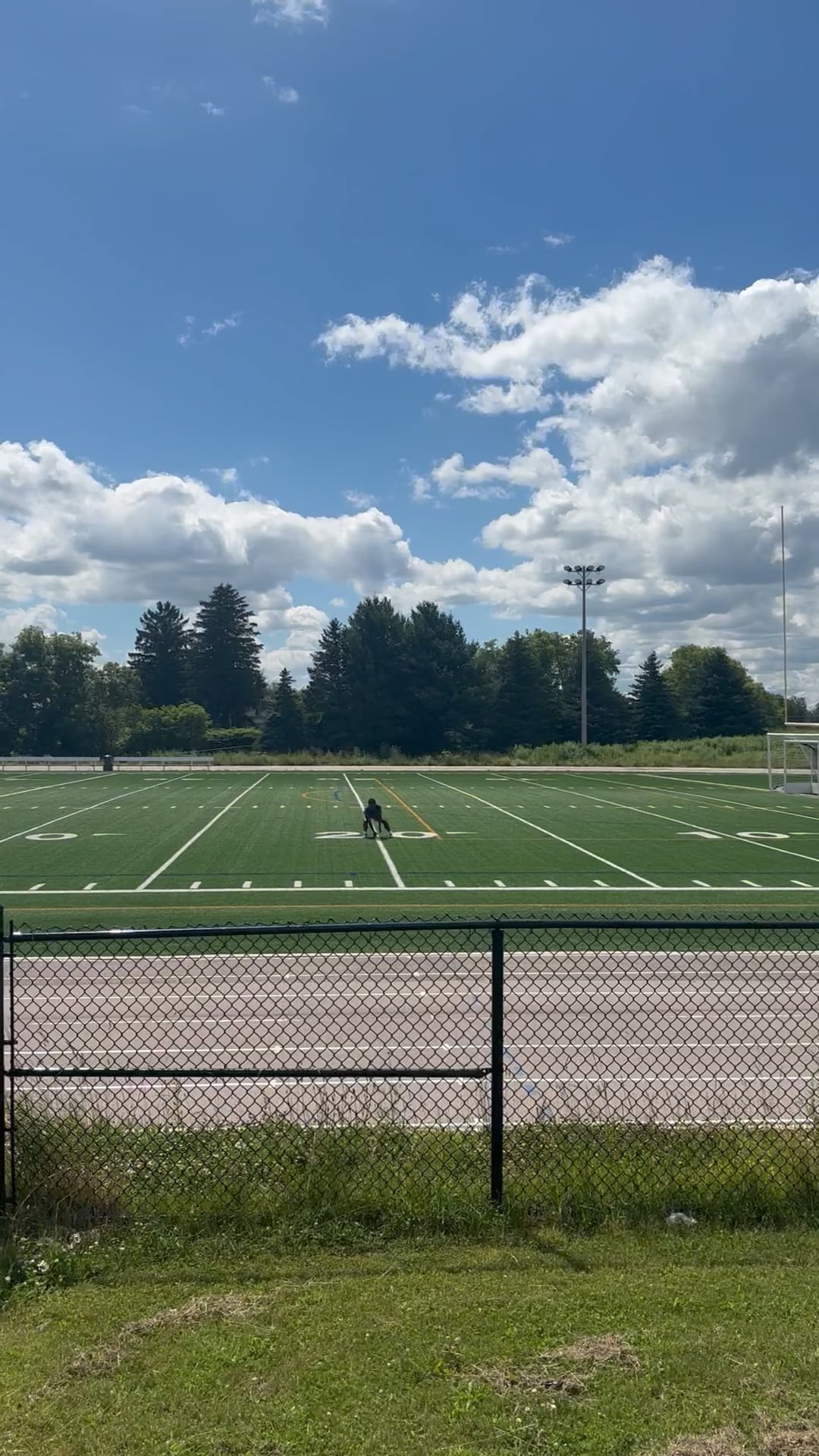 Watch brandon riggan's 5-10-5 Agility: 4.67 seconds