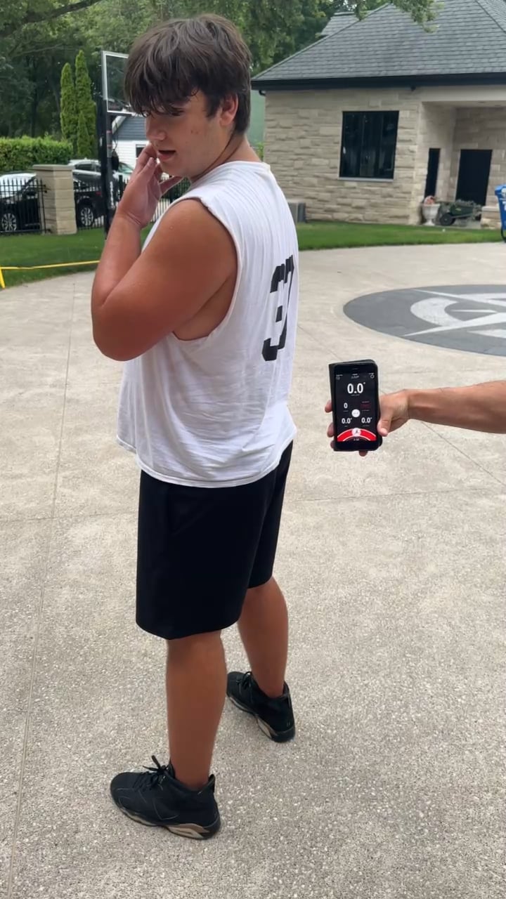 Watch hazen jasey's Vertical Jump: 25.4 inches