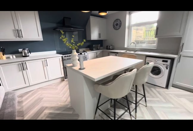 Video 1: Kitchen/Dining