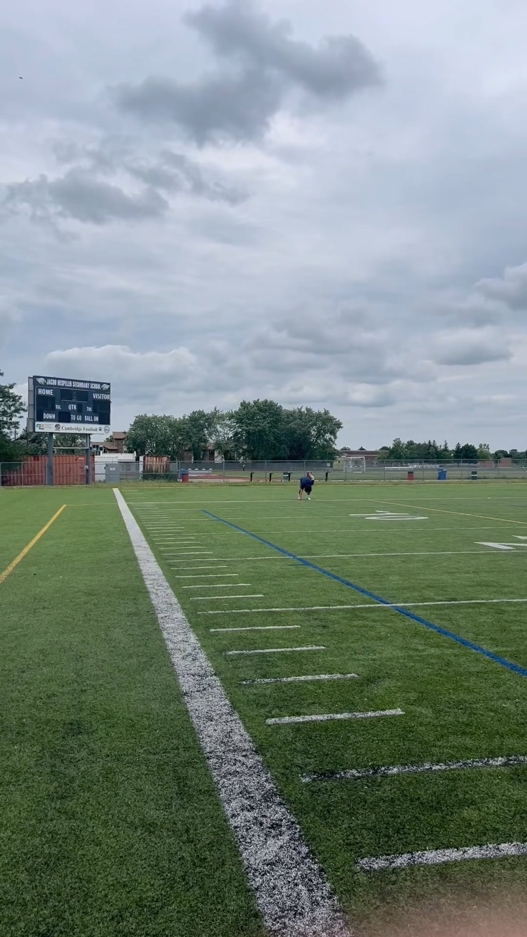 Watch rowan carreira's 40 Yard Dash: 4.95 seconds