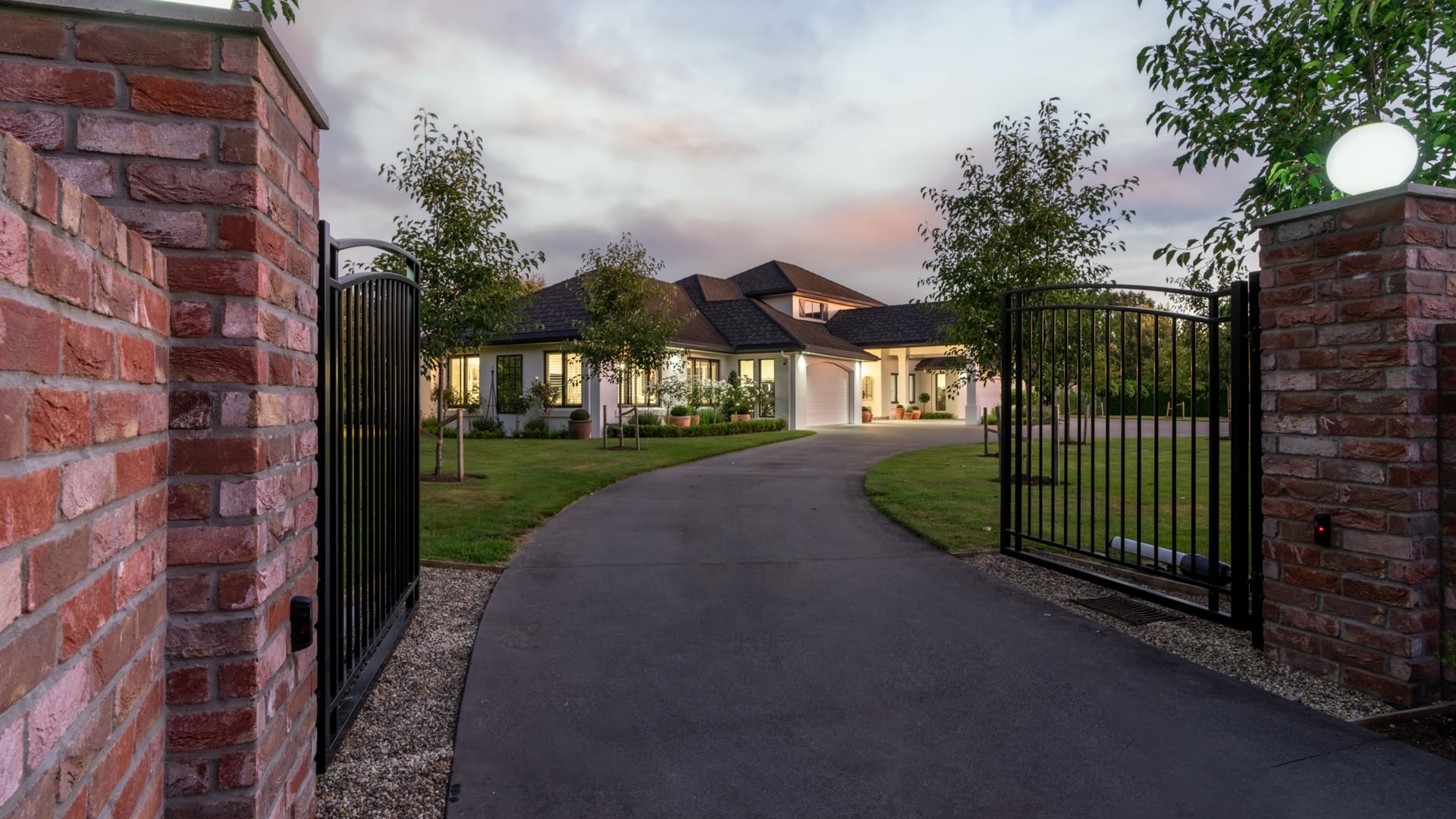 Hamptons Inspired Country Living