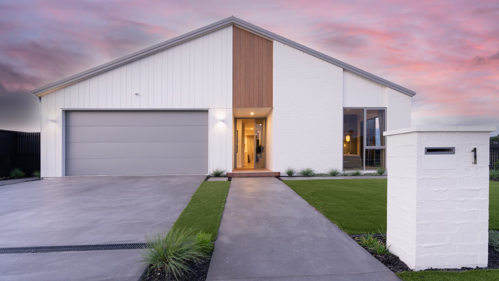 Urban Homes | Kelly Road Show Home CAMBRIDGE