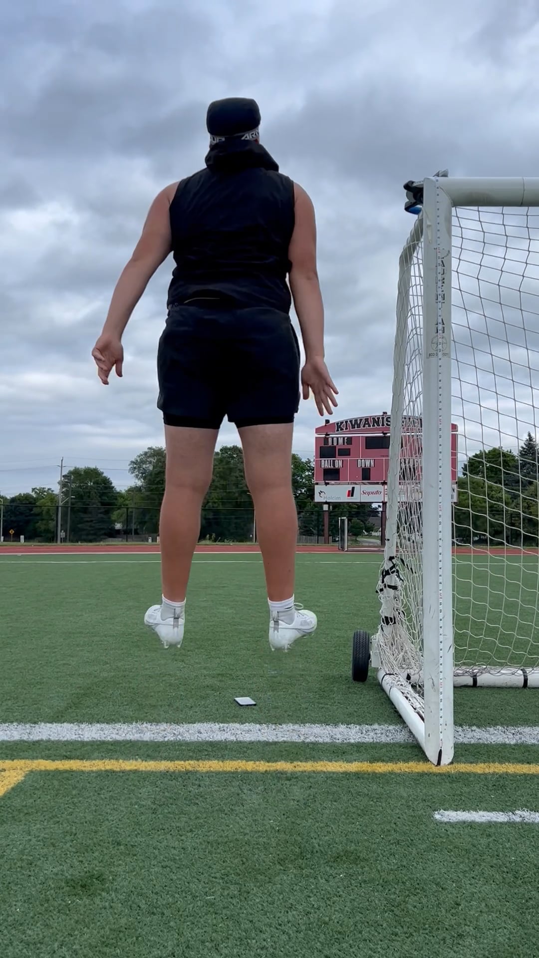 Watch sam slade's Vertical Jump: 20.56 inches