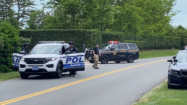 President Biden's Motorcade Arrives in East Hampton.