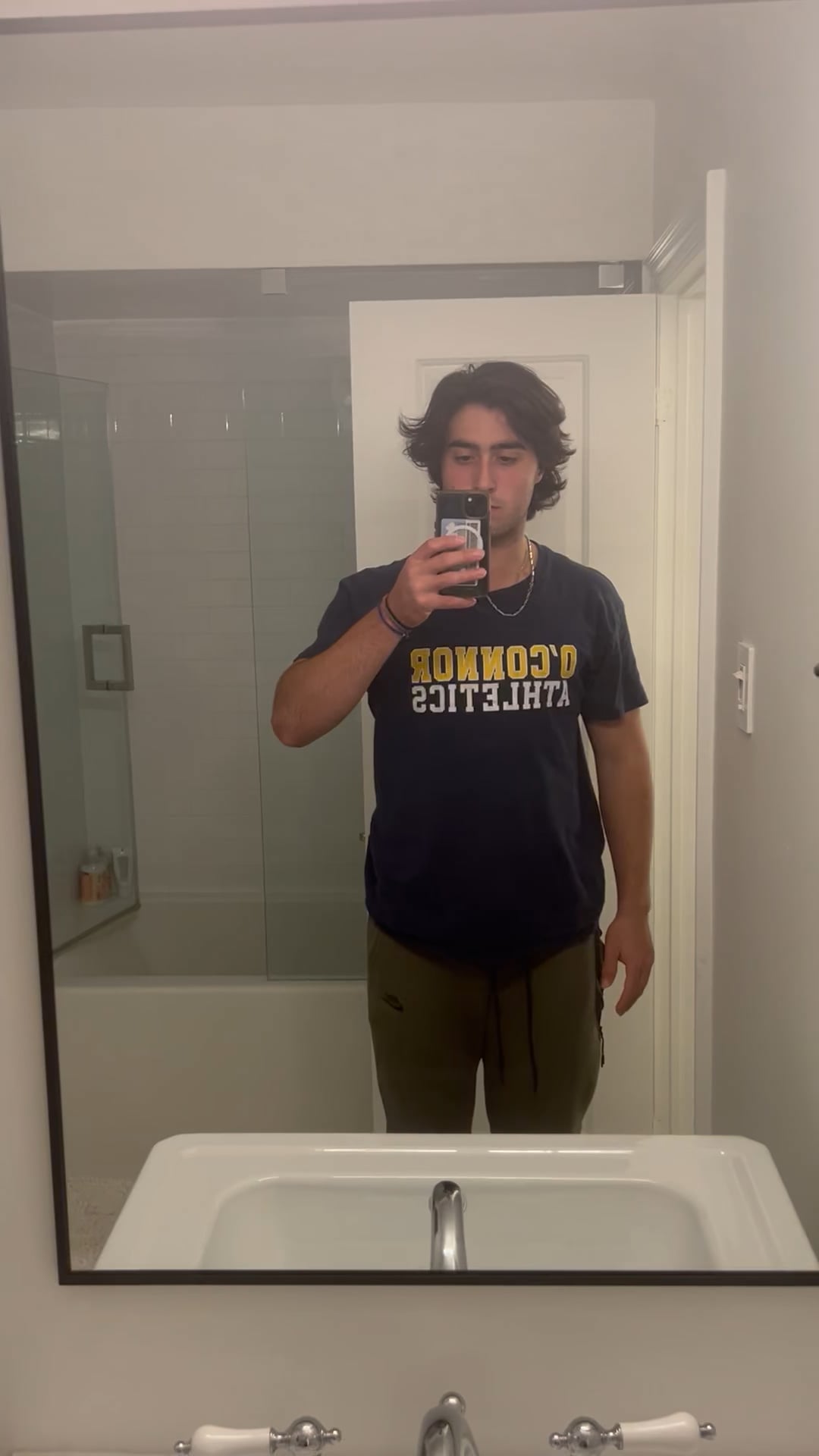 Watch dimitri christakis's Weight: 193.6 pounds