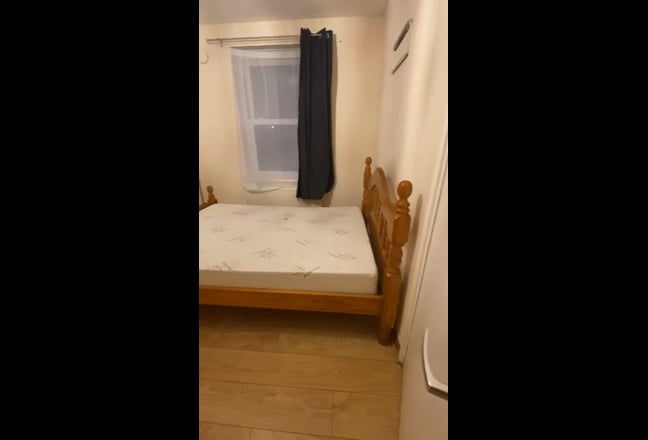  1  double  room  available  for  females Main Photo