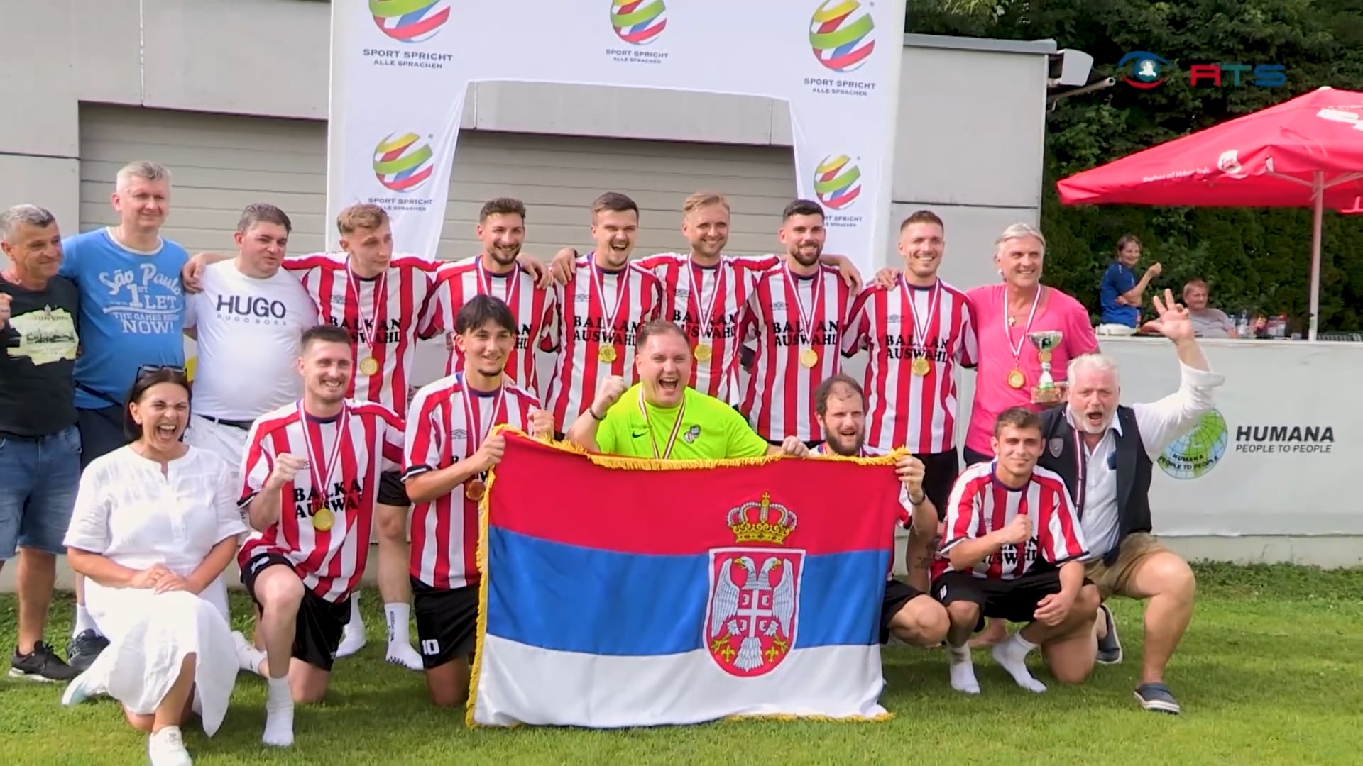 serbien-gewinnt-17-integrationsfussball-wm