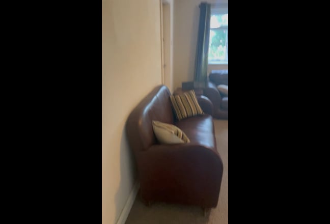 Double rooms in 3 bedroom HMO bungalow  Main Photo