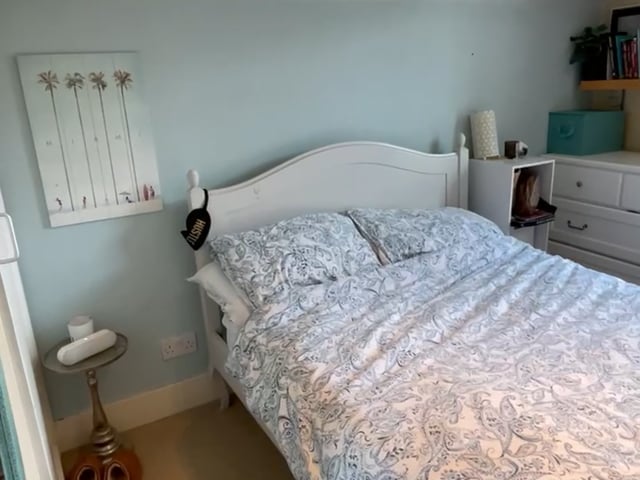 2 Double rooms to rent in 4 bed Clapham junction  Main Photo