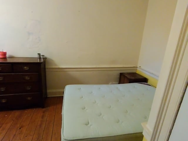 Spacious Double Room for fringe! Available from Ju Main Photo