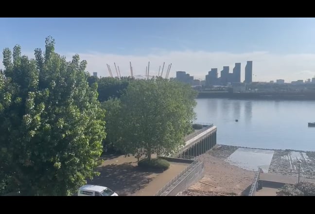 River Views / Canary Wharf / Quiet Main Photo