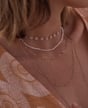 halsketten-daisy-schmuck-newin-orange-modelvideo