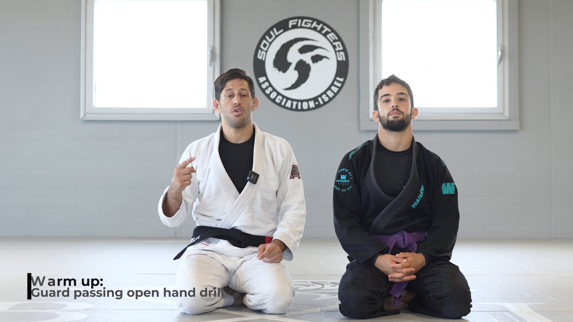 Warm up Guard passing open hand drill