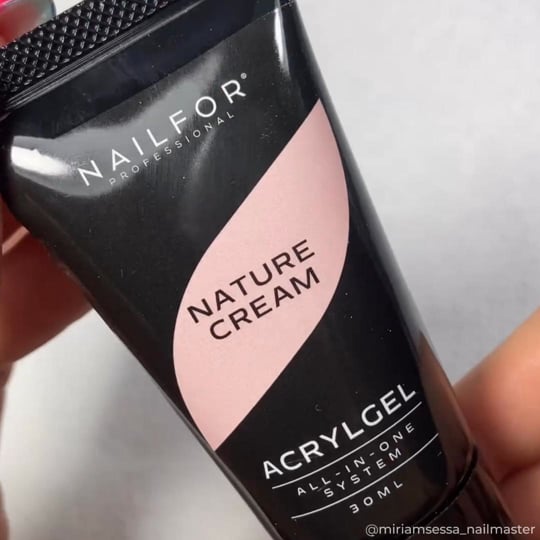 Vidéo: ACRYLGEL NATURE CREAM 60ML Vidéo: ACRYLGEL NATURE CREAM 60ML