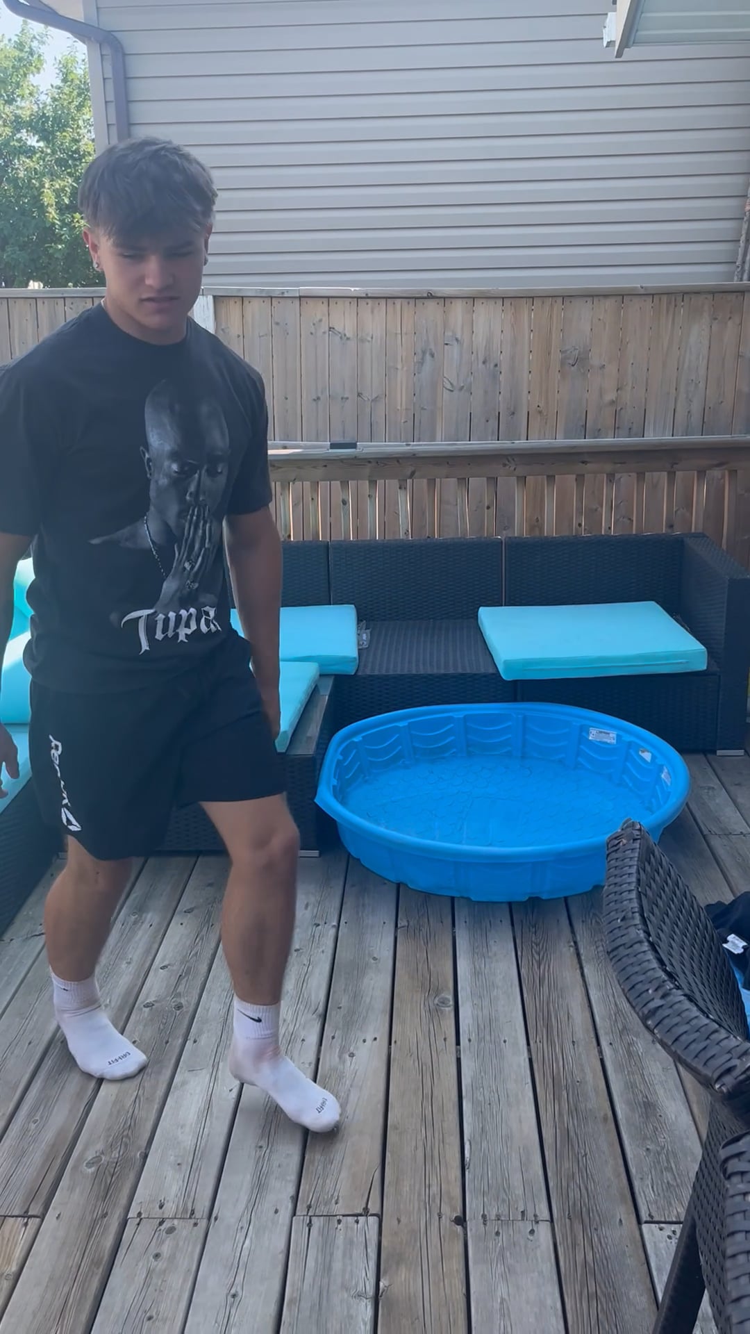 Watch tyrell hofland's Vertical Jump: 30.83 inches