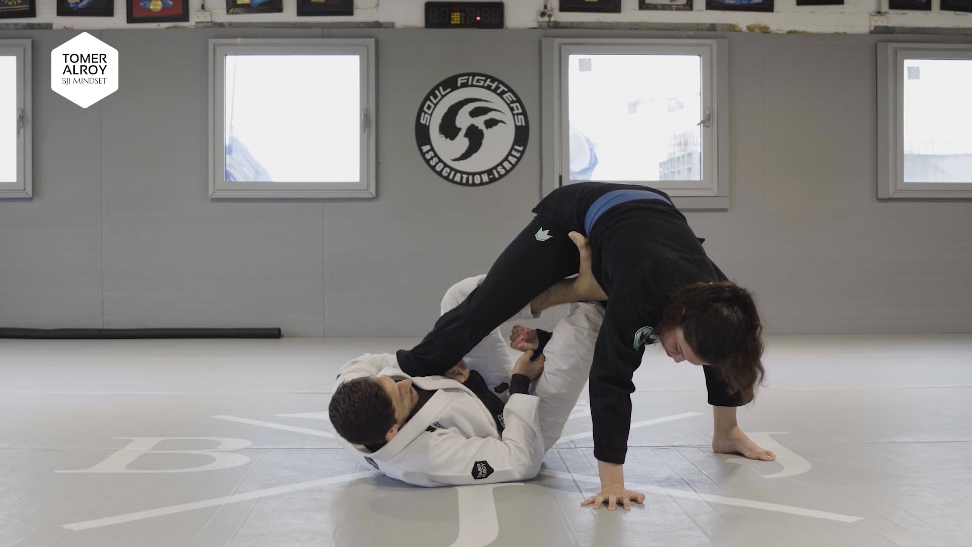 DLR Lasso Hybrid Chair Sit Set Up