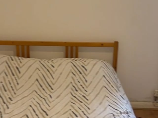 Lovely room available in 2 bedroom flat  Main Photo
