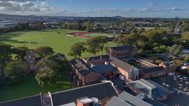 Discover the King's College Campus