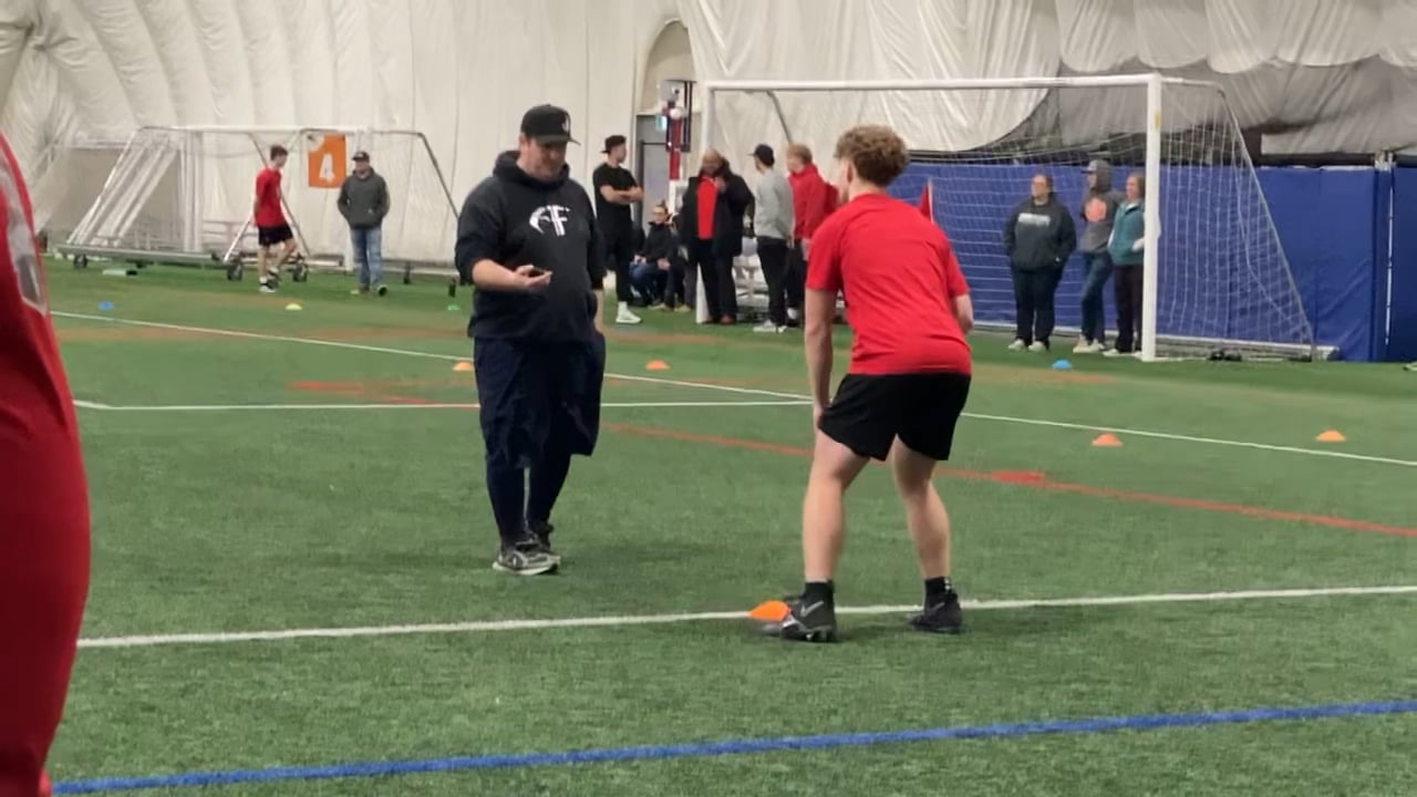 Watch colton jackson-mcconnell's 5-10-5 Agility: 4.34 seconds