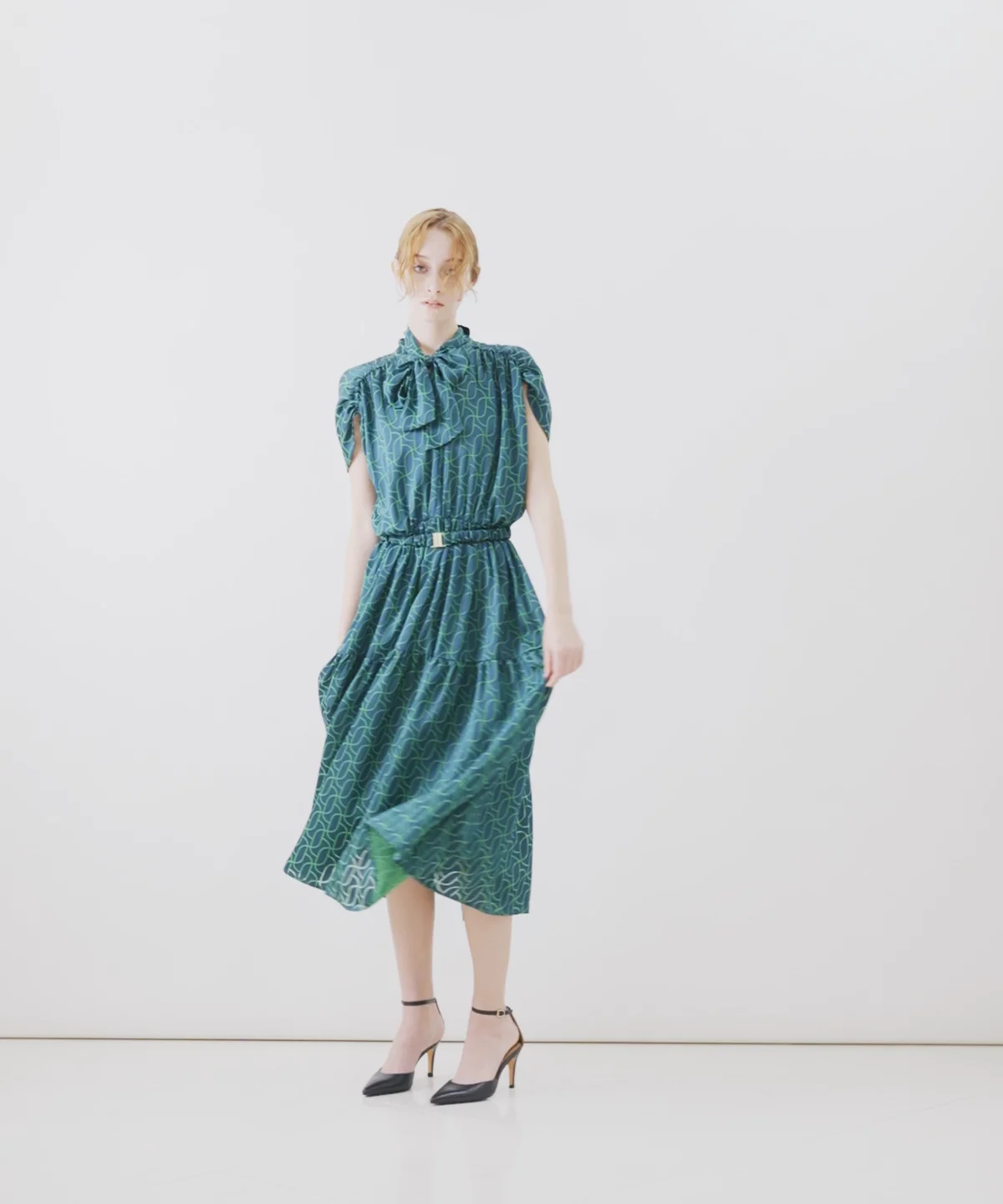 CORCOVADO / GARDENIA ボウタイドレス CORCOVADO Night STORE