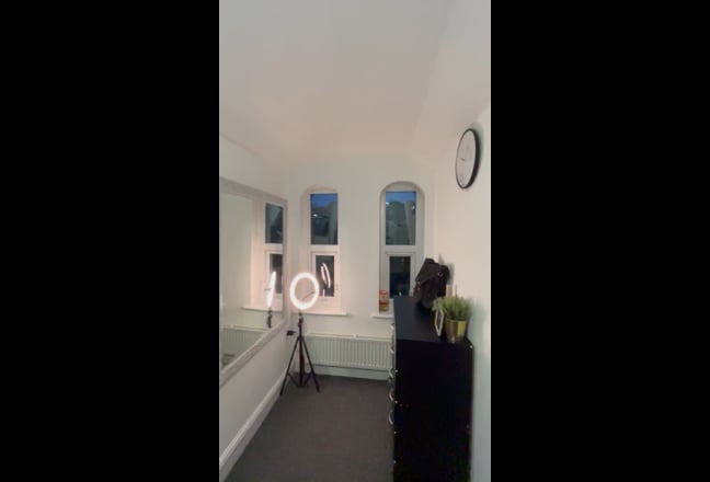 Available 05/08/2024 (double loft bedroom)!!! Main Photo