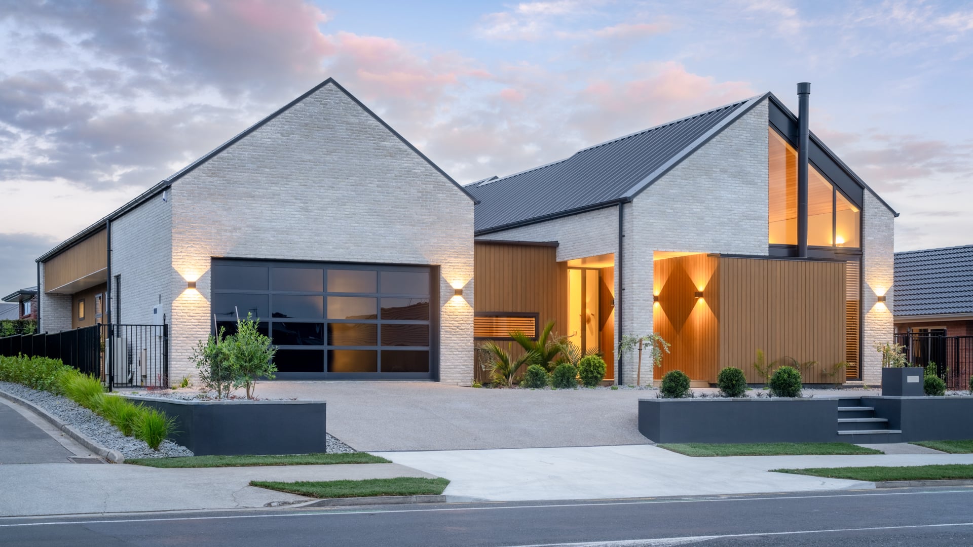 Kingsman Show Home
