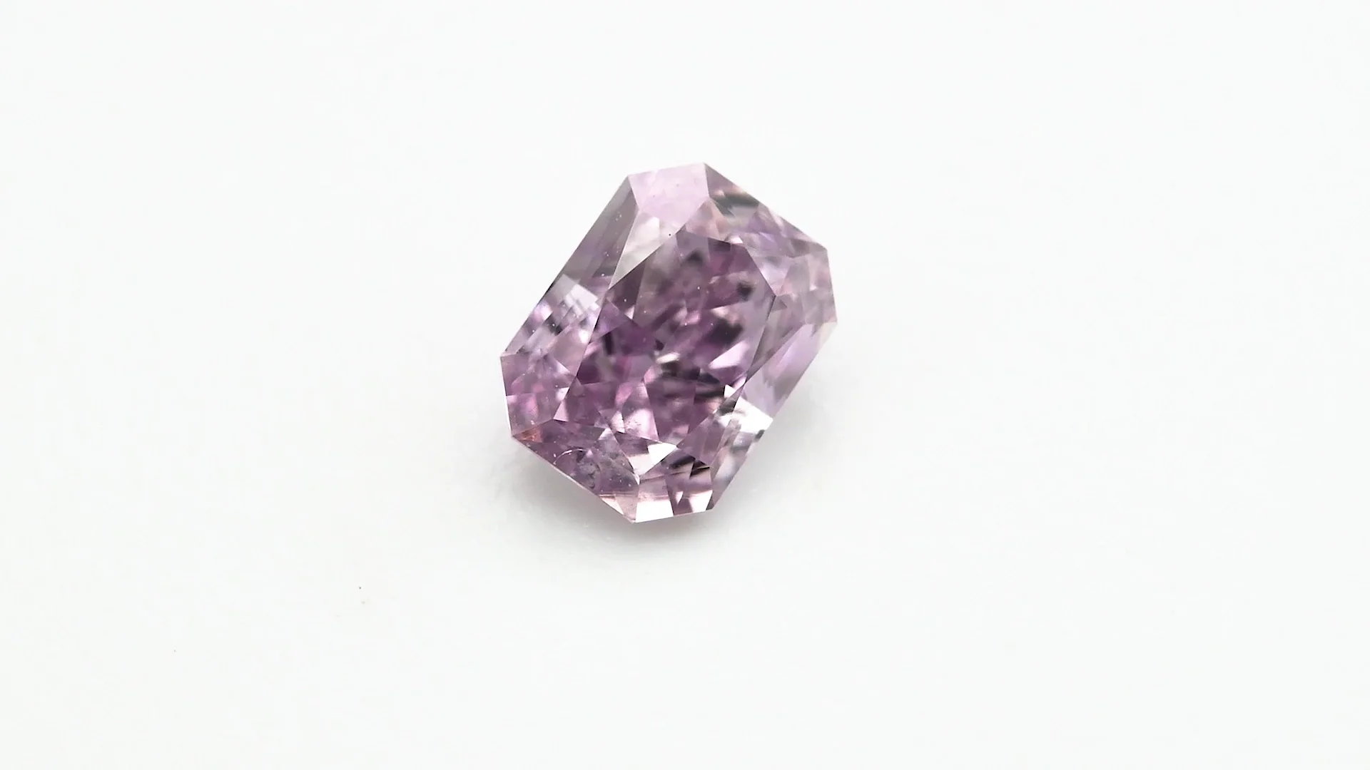 0.31 Carat Fancy Intense Pink Purple Radiant Diamond SI2 GIA | LEIBISH