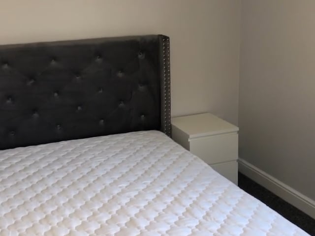 *Brand New Furnished Rooms > En-Suite X 2* Main Photo