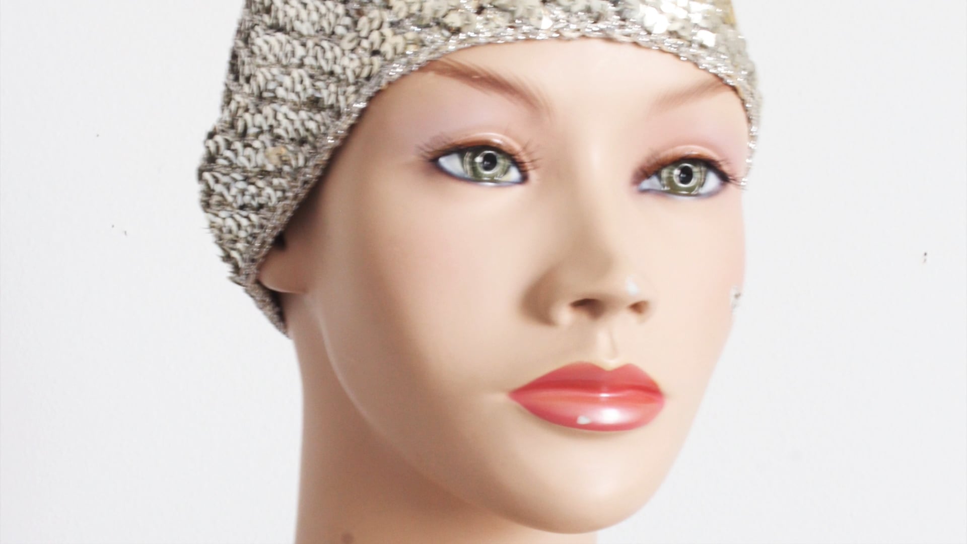 Vtg 70s Halston  Crocheted Sequin Disco Skull Cap Rare 1970s HALSTON Glossy Black Sequin Skull Cap Cloche / S  main image 2
