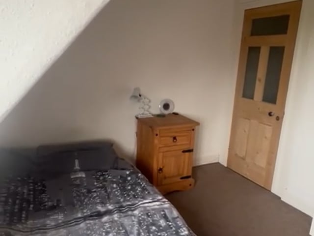 Large Double Room available nr to UoL Main Photo