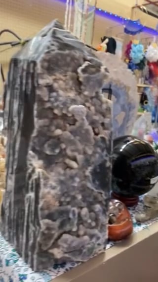 https://i.vimeocdn.com/video/1901339983-4e1c60eb4b76a22b2028868939aa663767b55e5691fd47fdfd5d30405f341a1e-d