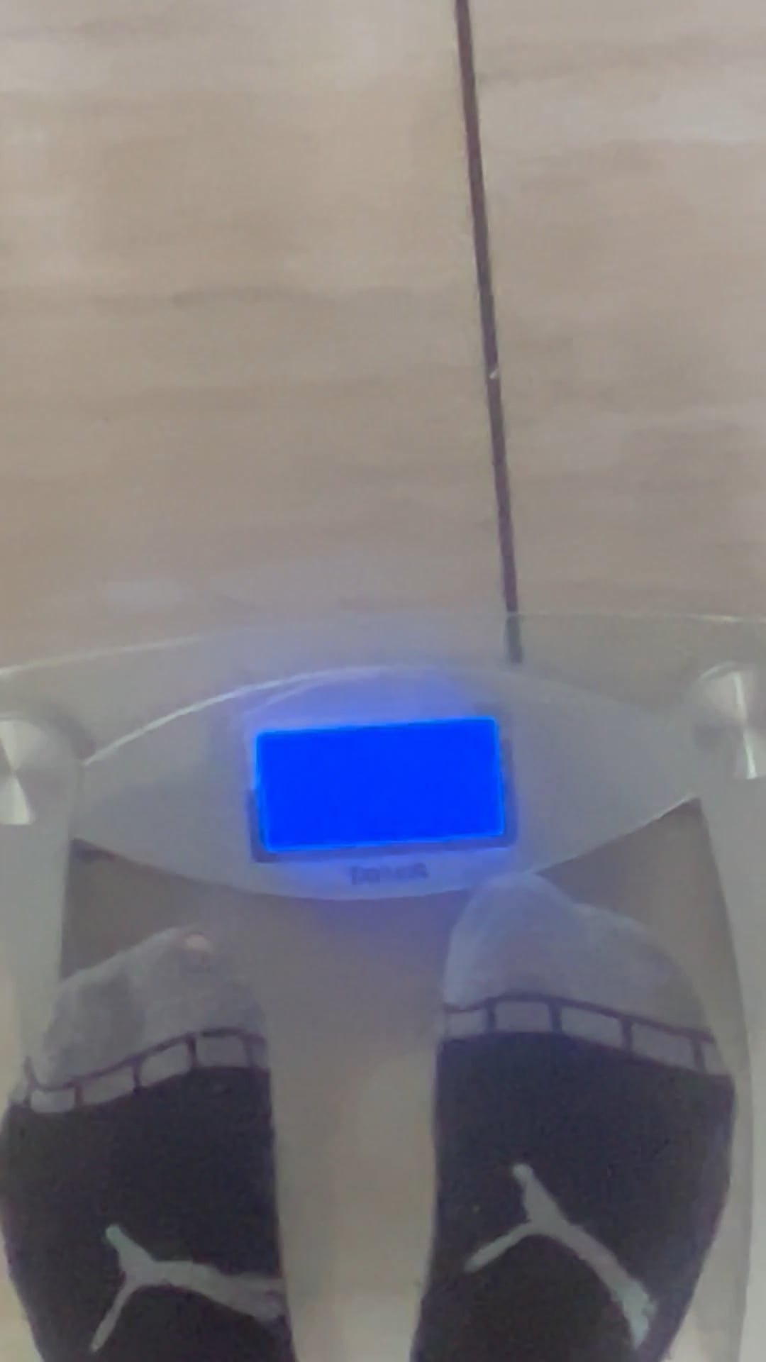 Watch loik quesnel's Weight: 127 pounds