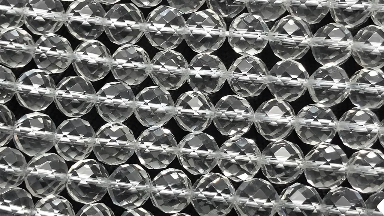 クリスタル(溶錬水晶) 64面セミラウンドカット8mm 1連｜天然石ビーズの