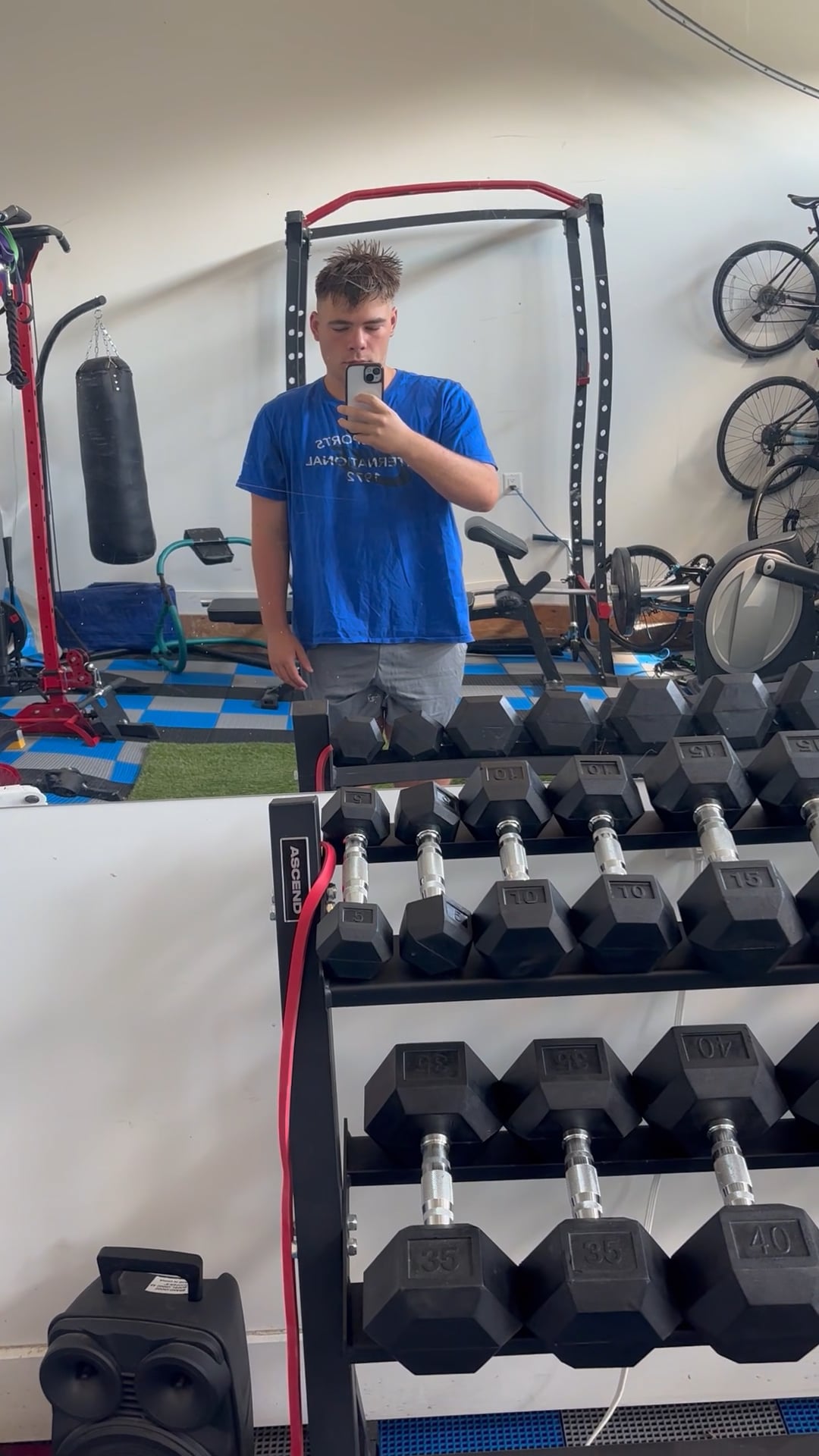 Watch PurpleShift athlete's Weight: 220.8 pounds