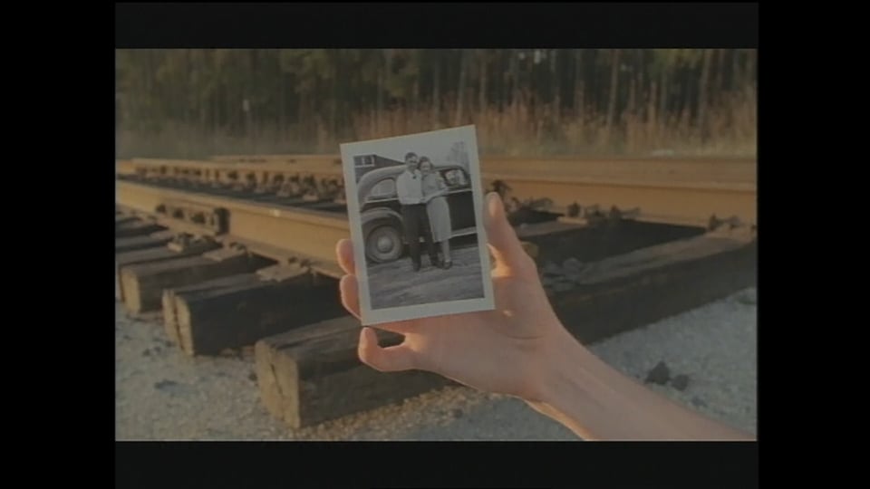 still | move