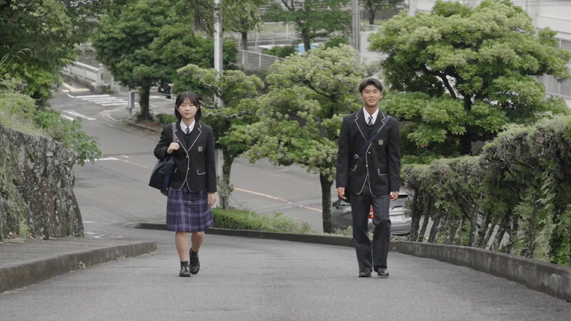 制服紹介 - 敬徳高等学校敬徳高等学校