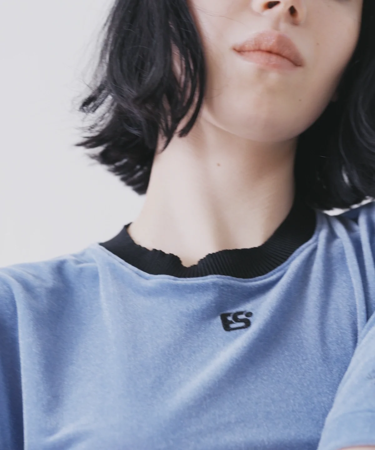 ESSENTIAL / シアーベロアカットアウトTシャツ ESSENTIAL Night STORE