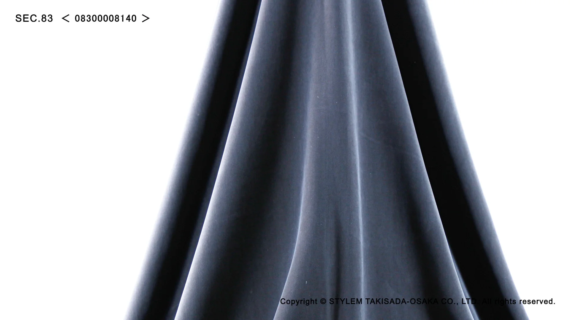 フード付きマント　キュプラツイル＆シルックサテン　270度サークル　着丈120㎝ フード付きマント キュプラツイル＆シルックサテン 270度