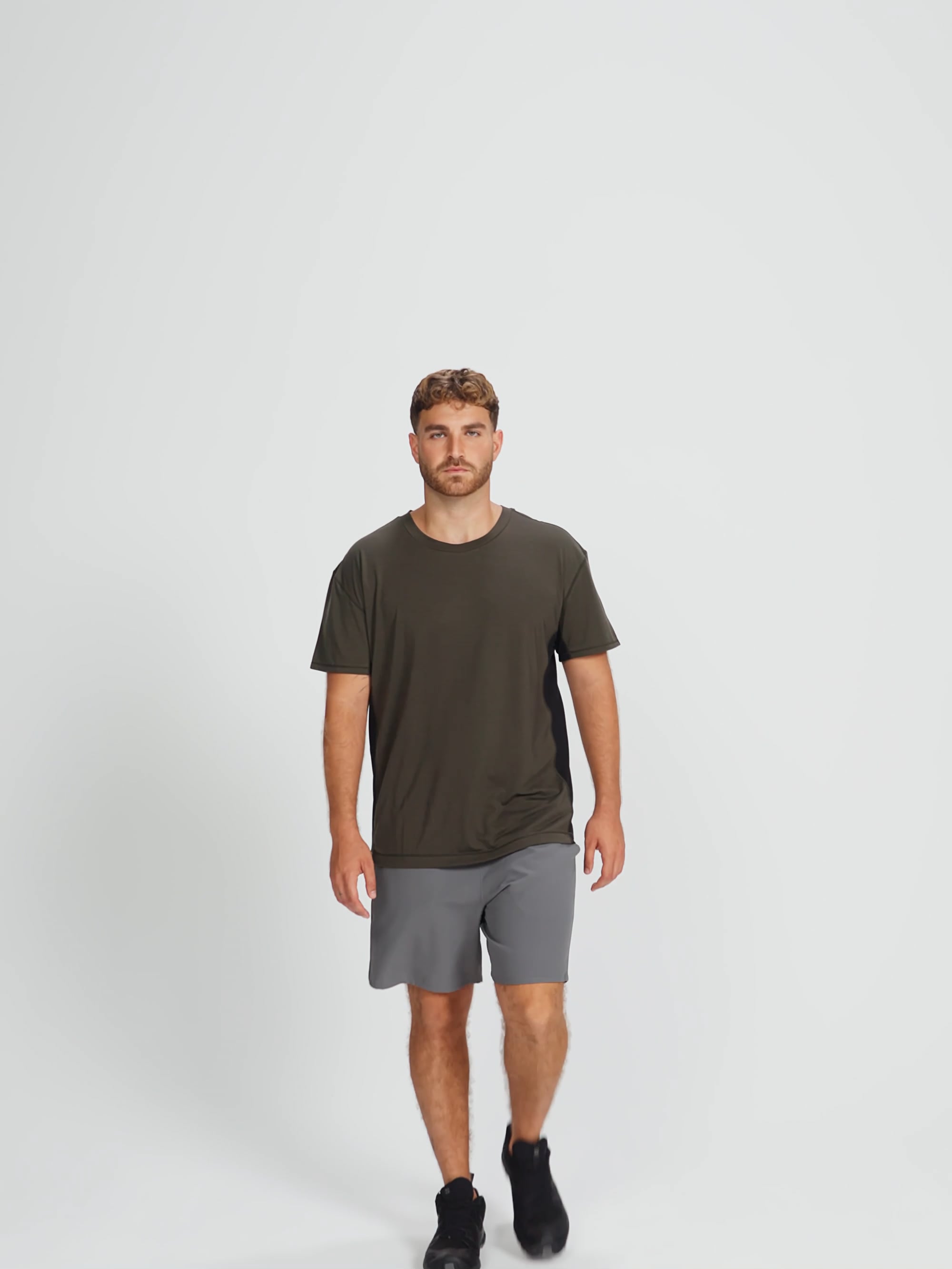 חולצת טי שירט פאנלים