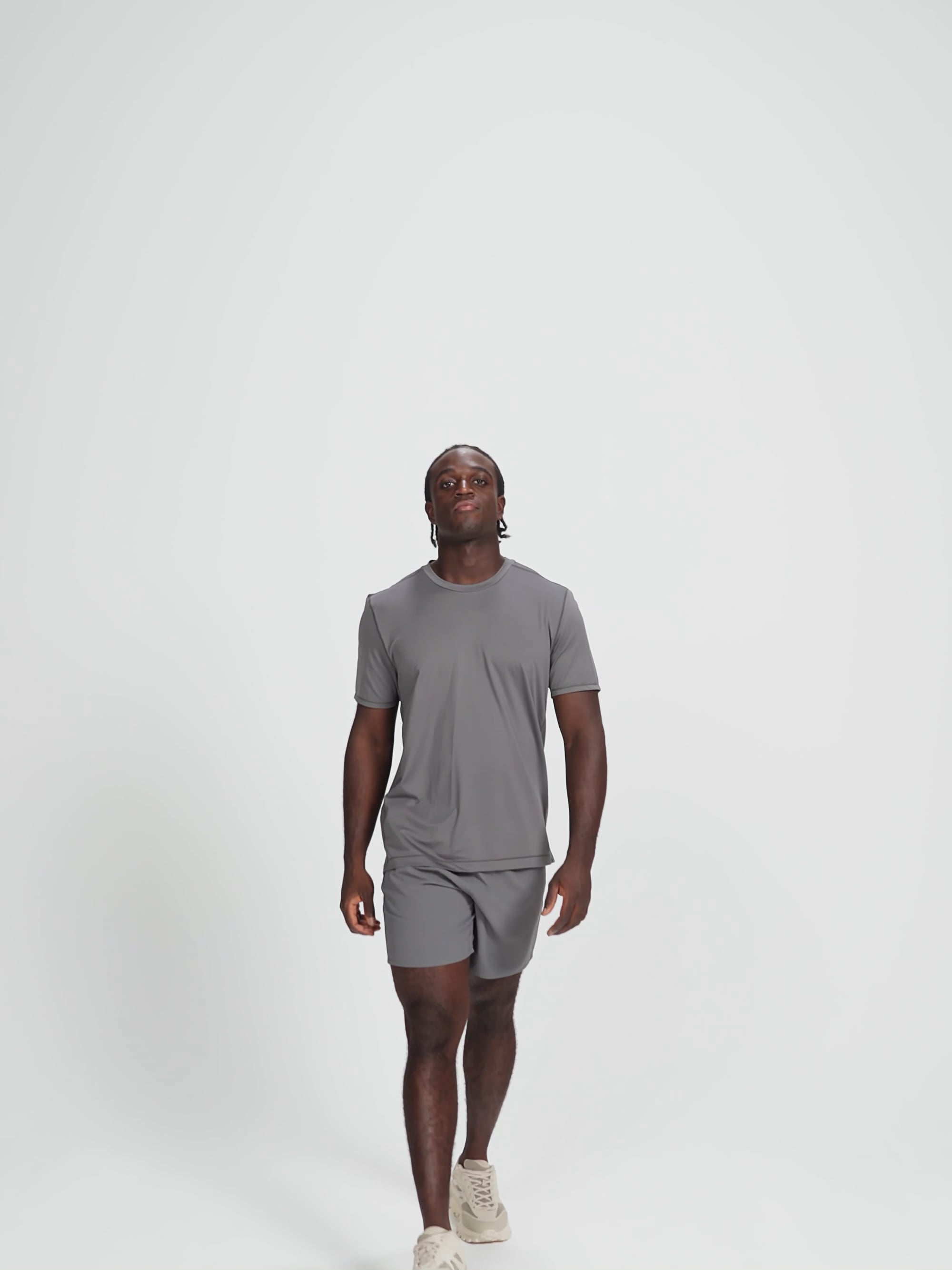 חולצת אימון קצרה מבד mesh