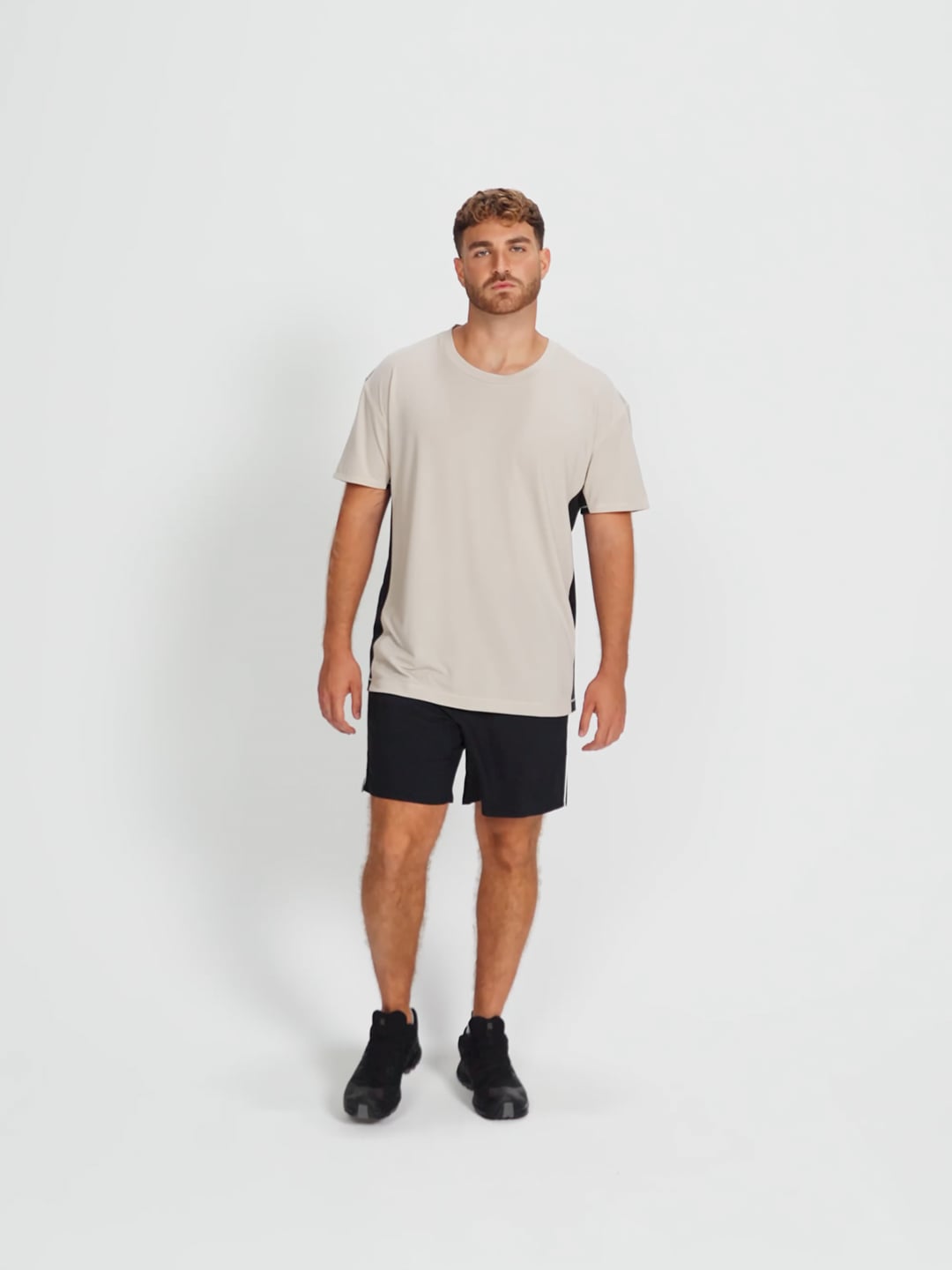 חולצת טי שירט פאנלים