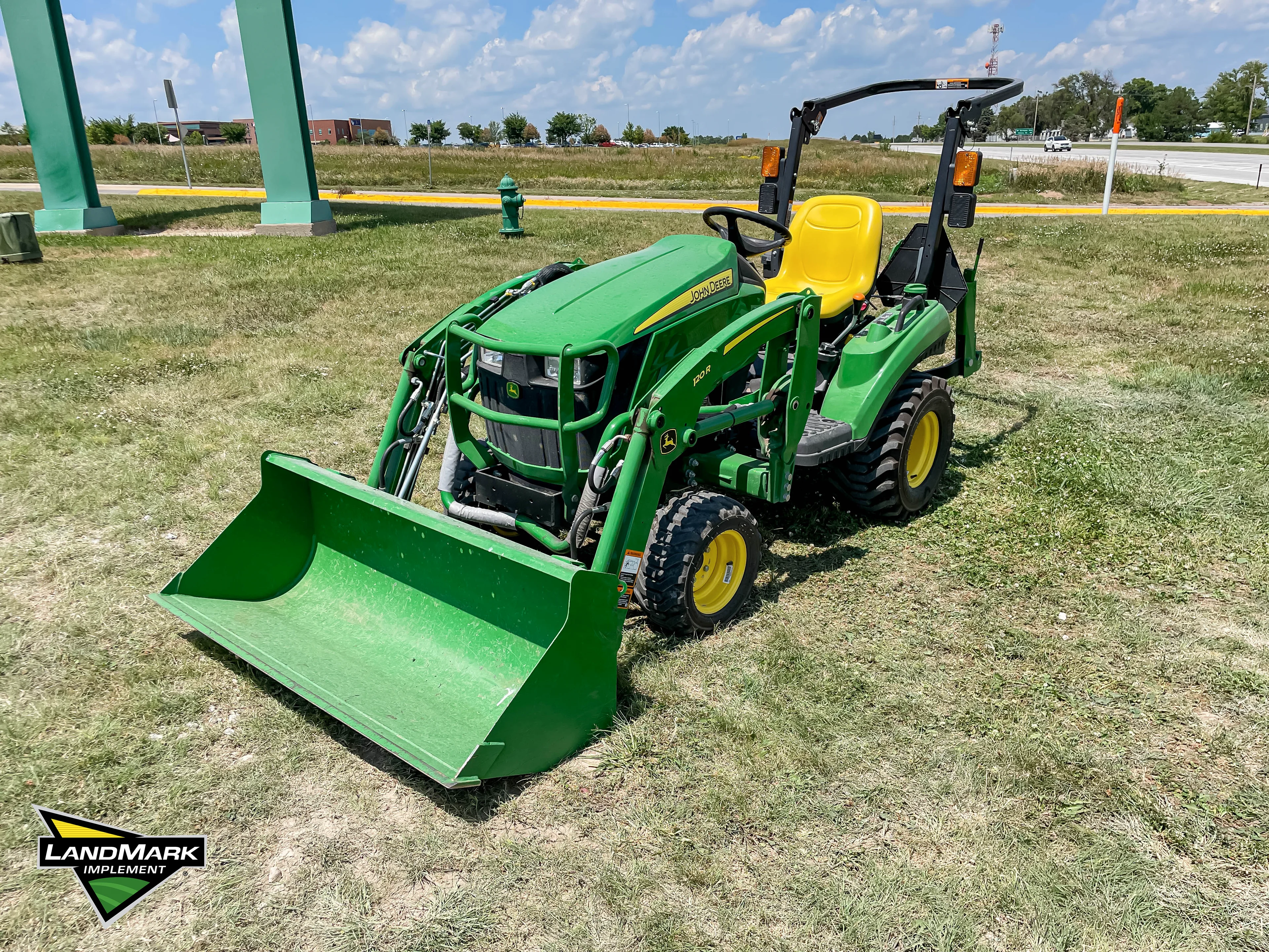 2022 John Deere 1023E - Compact Utility Tractors