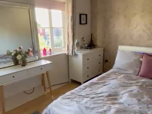 Double Room with its own bathroom for  Female  Main Photo