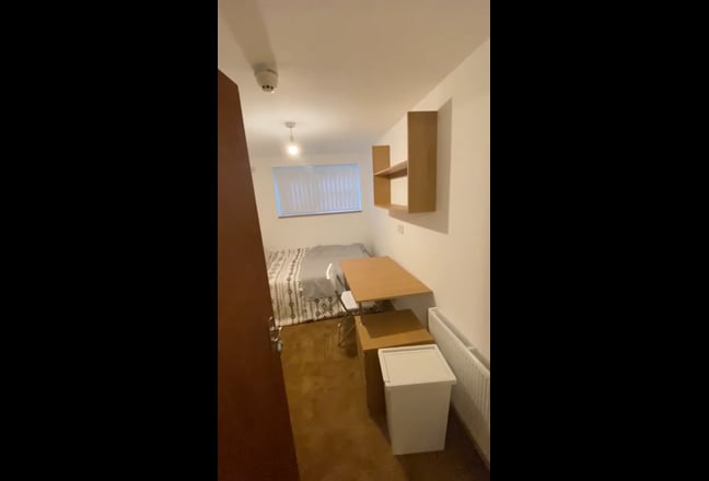 Tenancy Takeover  Main Photo