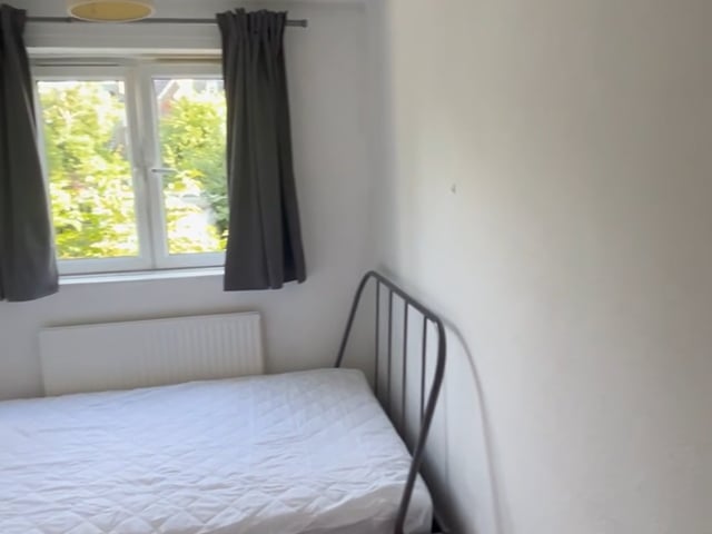 3 bedroom garden flat in Brixton Main Photo