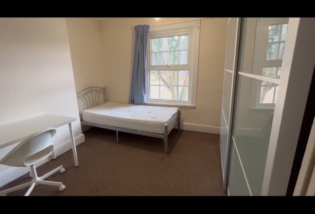 Addison Street - NG1 - Room Available Main Photo